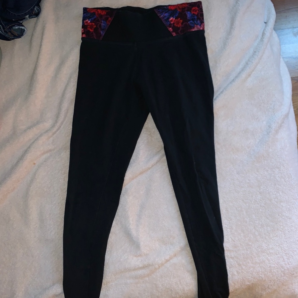 PINK by Victoria Secret yoga leggings